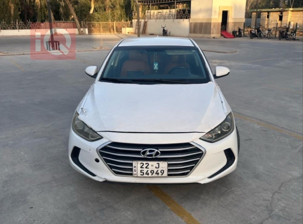 هیوندای ئەلەنترا